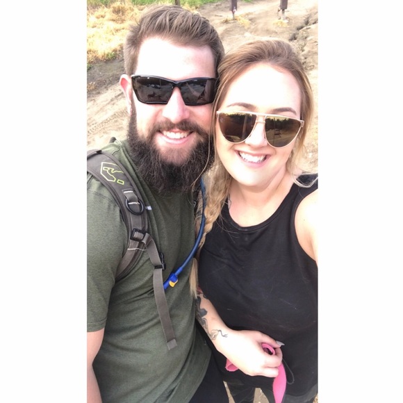 Meet your Posher!! 💖✨ - Picture 3 of 4